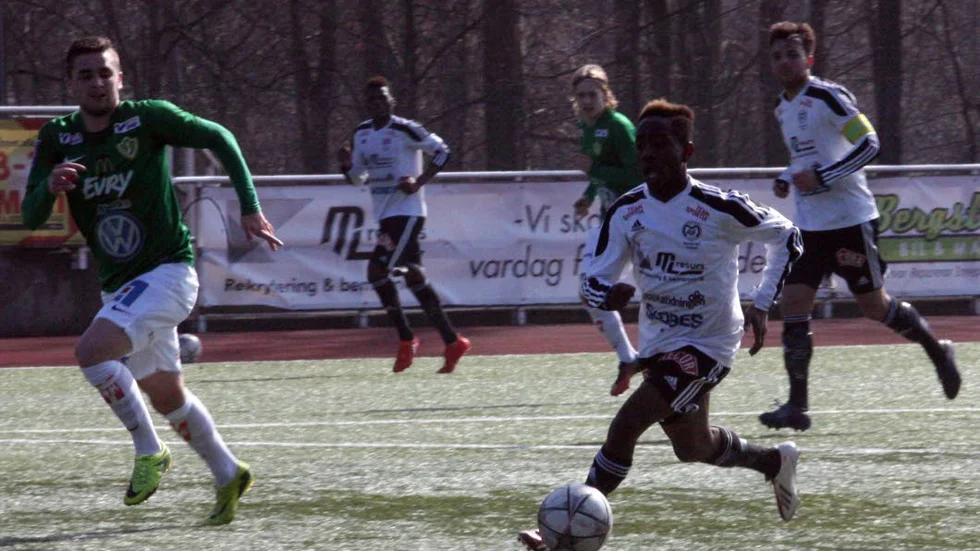 SPELAR INTE. Fabrice Junus är enligt uppgift avstängd av disciplinära skäl i dagens division 2-match mot Assyriska i Norrköping.