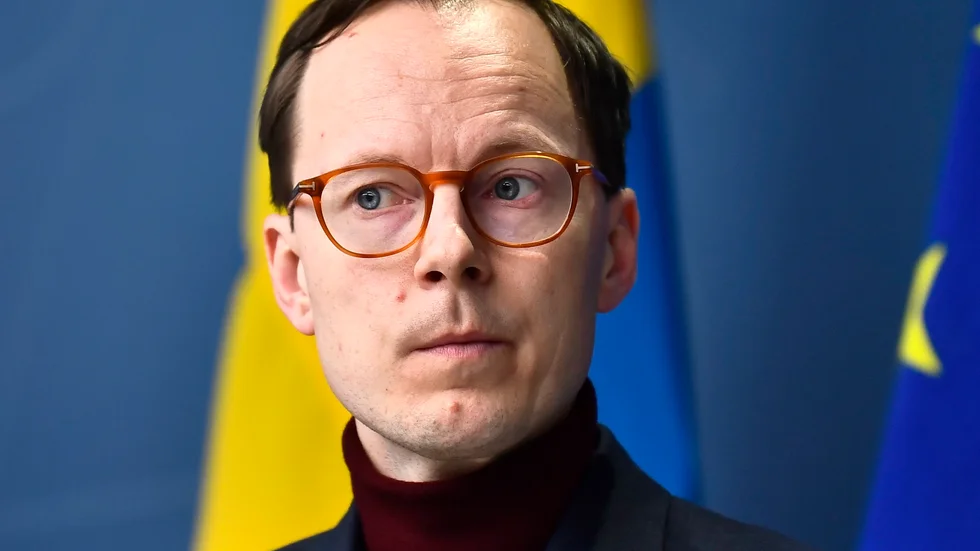 Utbildningsminister Mats Persson (L) har i dagarna anklagats för att hota den akademiska friheten. Han vill tvärtom värna den, säger han.