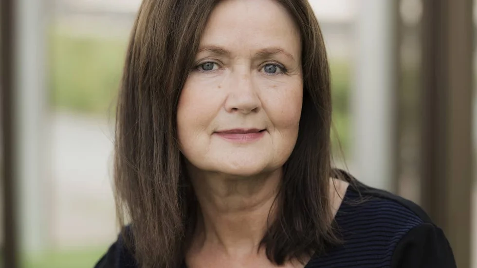 Författaren. Eva F Dahlgren har skrivit ”Vad hände med barnen? – Hur de minsta blev en handelsvara”. ”En oerhört viktig bok”, skriver Klara Meijer i sin recension.