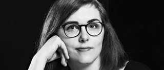 Njutbar debutant med ett rikt språk