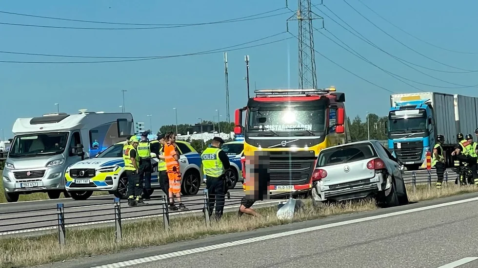 Det uppstod begränsad framkomlighet på E4 efter trafikolyckan.