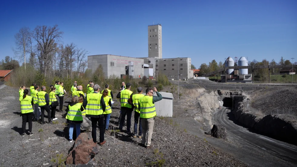 Rundturen kring gruvområdet är en del av huvudförhandlingen om gruvan ska få miljötillstånd.