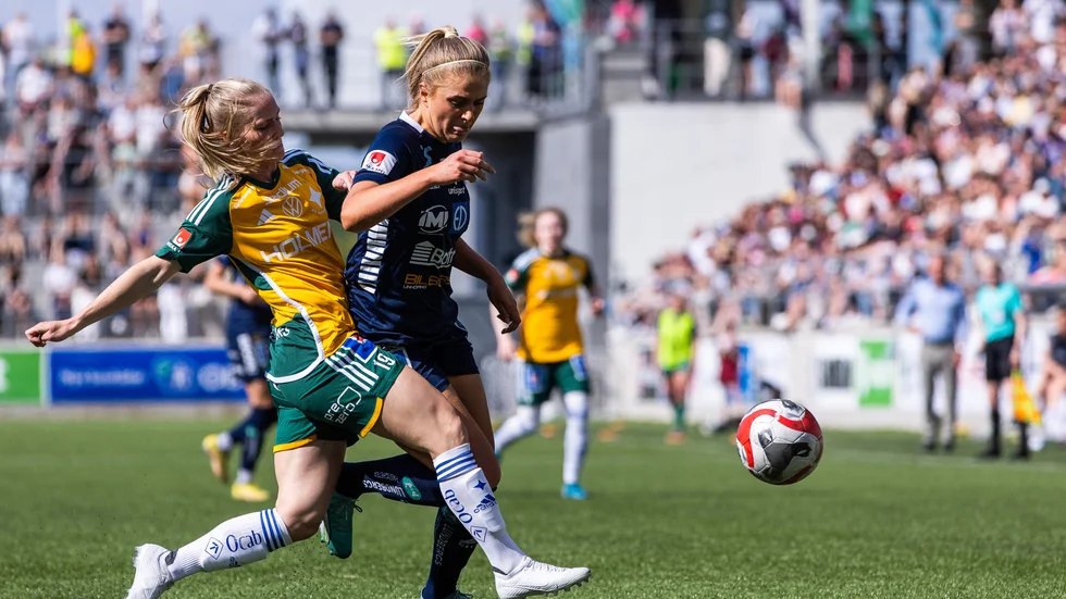 LFC har spelövertaget i första halvlek, men IFK försvarar sig väl.