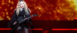 Madonna stoppad efter falsk coronainformation