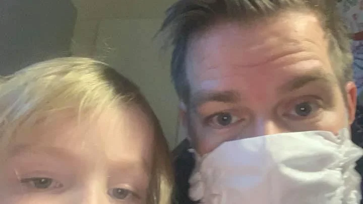 Hans Kenttä, till vardags är ekonomichef och tillförordnad kommunchef på Haparanda kommun, berättar om sexåriga dottern Ellinors kamp mot covid-19. "Det är hemskt", säger han.