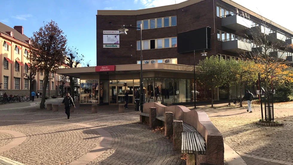 Här på Strömplan ska Tekniska verken uppföra en installation som både ska ge en aha-upplevelse och göra katrineholmarna stolta över sig själva.