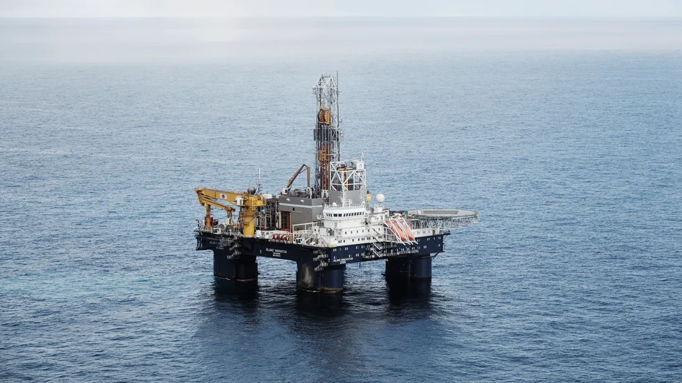 Norska staten har beviljat tillstånd till 13 oljebolag att borra efter olja och gas längre norrut i Barents hav än tidigare exploateringar. Arkivbild.