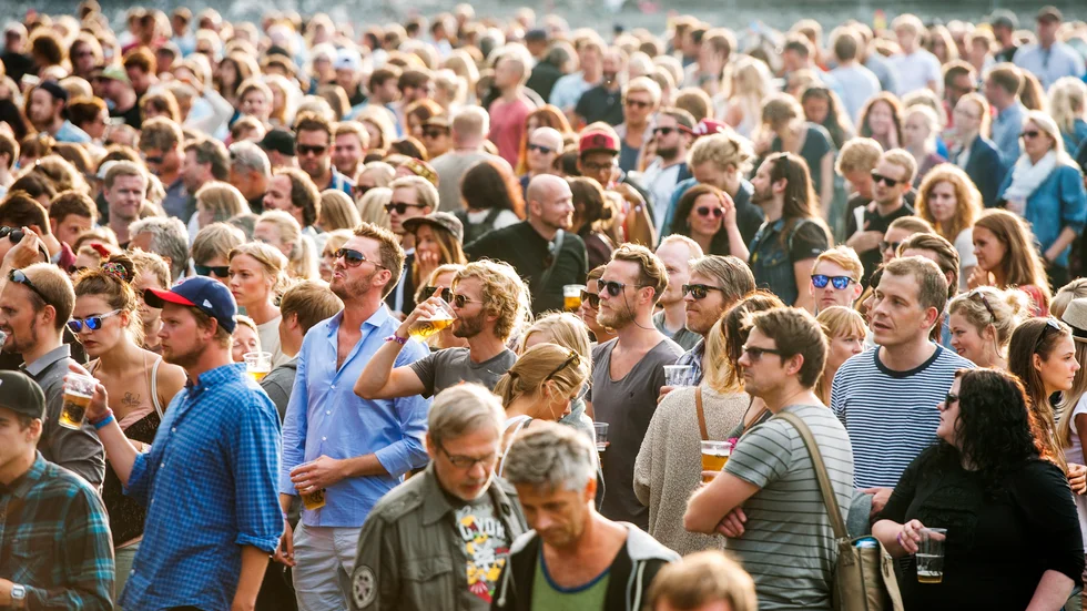 Konserter, kongresser, bröllop eller festivaler är alla potentiella "superspreading events", då ett fåtal personer kan smitta ett stort antal andra.