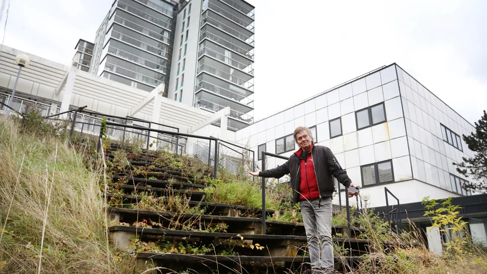 Amfiteatern byggdes för att så mycket folk som möjligt skulle få plats. André Lahovary minns hur det stod folk till och med uppe på taken när stora artister kom på besök.