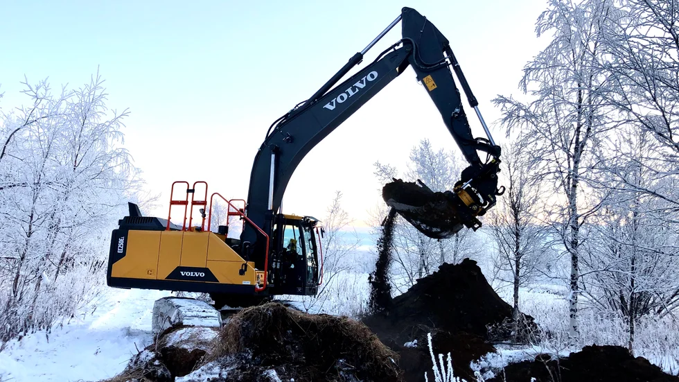 Just nu pågår markundersökningar på Kasenområdet där en soptipp täckts över. Syftet är att se om marken är byggbar. 