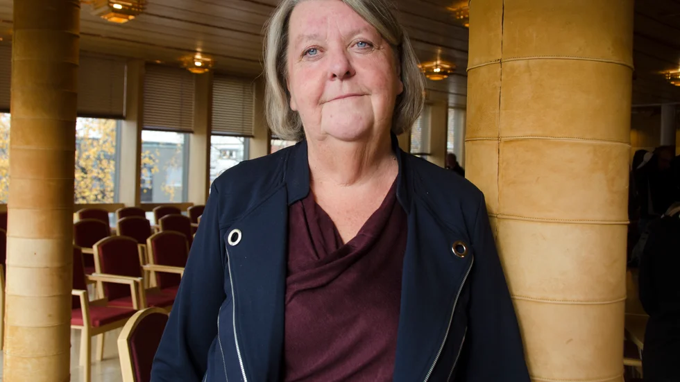 "Det är viktigt att titta på saken. Är det många barn vars föräldrar vill ha plats i förskola i byn, finns det lämpliga lokaler och så vidare" säger Inga-Lis Samuelsson.