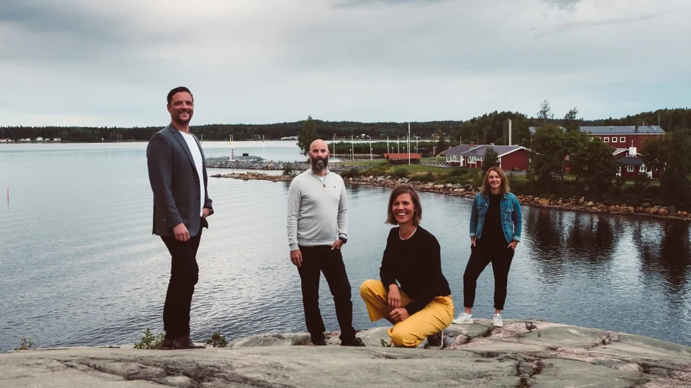 Håkan Niska, Martin Åkerström, Jenny Hultdin Forslund och Hanna Hedlund är några av de som är inblandade i det nya destilleriet Kurjovikens Bränneri.