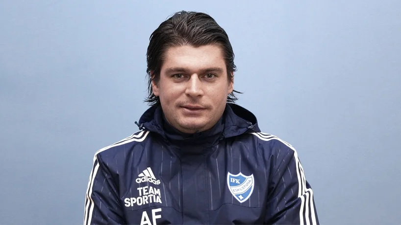 IFK Eskilstunas tränare Andreas Fröjdfeldt är väl medveten om det tuffa tabelläget.