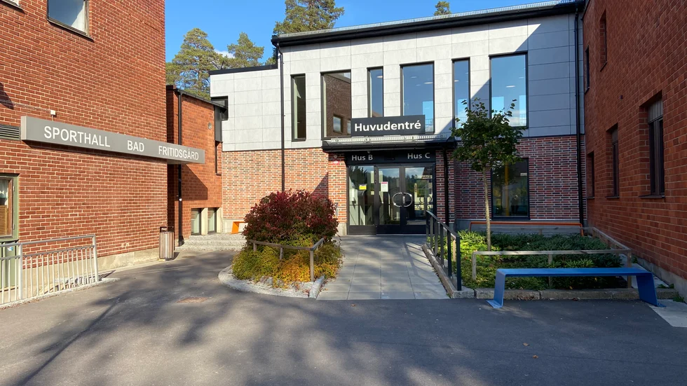 Efter ytterligare ett hot på Hultdalsskolan har läget klarnat och rektorn känner betydligt mindre oro.