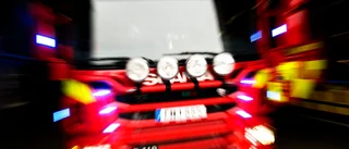 Bilbrand i Gäddvik - släcktes med en handbrandsläckare