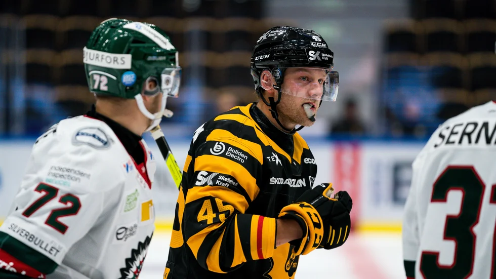 Oscar Möller spelar i ny omgivning i dag när han och Joakim Lindström splittras.
