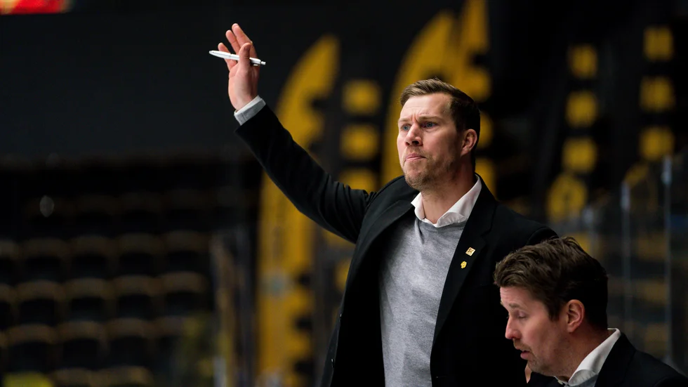 Andreas Falk och AIK siktar högt hemma mot Leksand då viktiga poäng står på spel inför SHL:s slutspurt. 