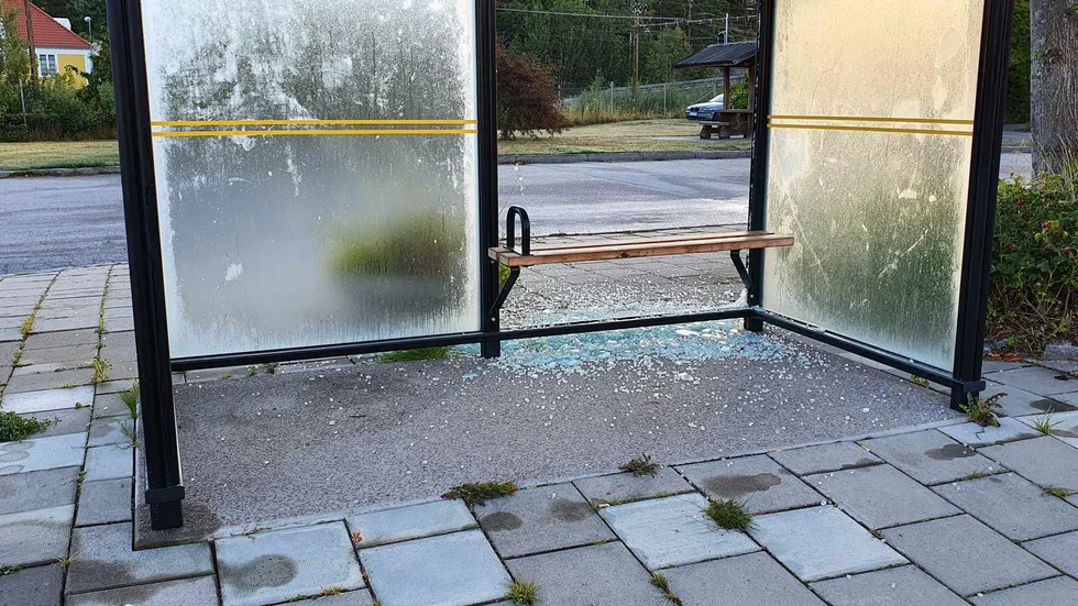 Så här såg busstationen i Stjärnhov ut på måndagsmorgonen.