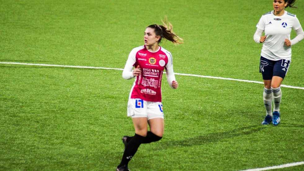Clara Leffler gjorde sin första match med A-laget.