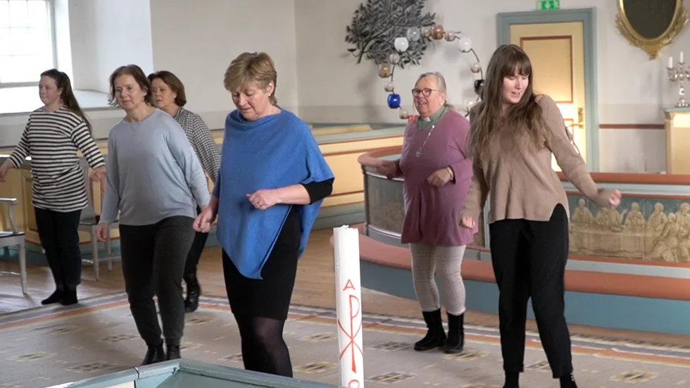 Nu har också personalen i Aspelands pastorat hängt på Jerusalema Challenge. På bilden från vänster: Madelene K. Askevik, Elenor Karlsson, Doris Danielsson, Ann-Marie Daag Albrechtsson, Elisabeth Johansson och Isabelle Hedlund.