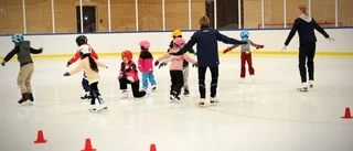Fuktproblem i nya ishallen: "Kan bli mögelskador"