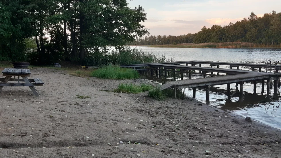 Nu har det gått tre år sen jag tog kontakt med Kultur och Fritid angående badet i Gillberga. Fått prata med så många olika och det lovas massor men inget händer. 
Skriver Camilla "Cilla" Johansson.