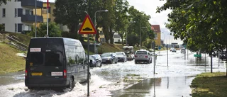 FULLA BRUNNAR: Flera vattenskador efter hårt regn