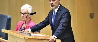 Flera skäl att återförstatliga skolan