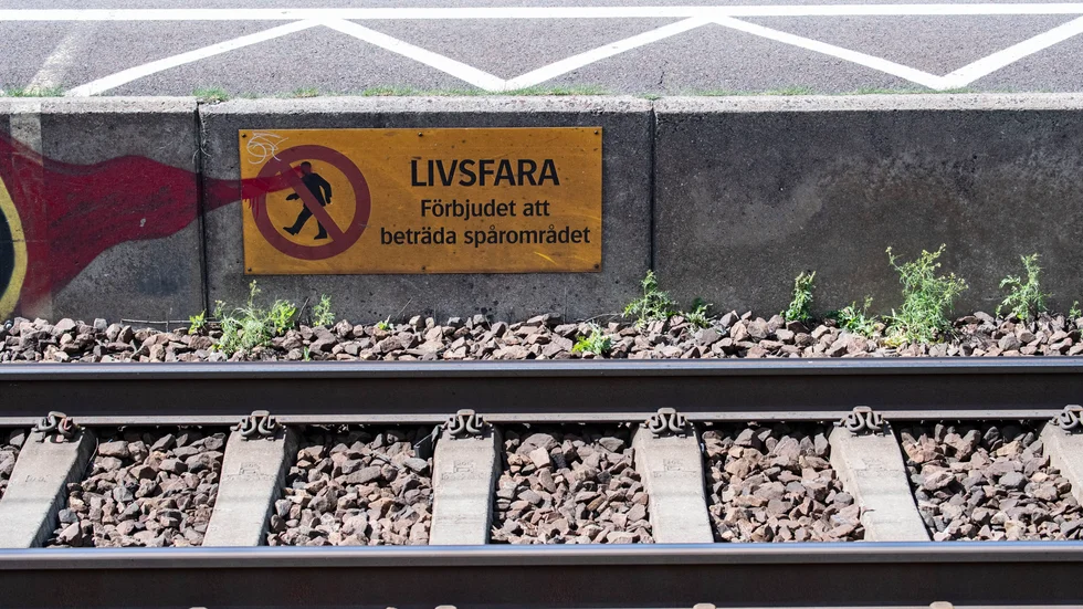 En flicka har fått livshotande skador efter att ha fått ström i sig vid järnvägsområdet i Grums. Arkivbild.