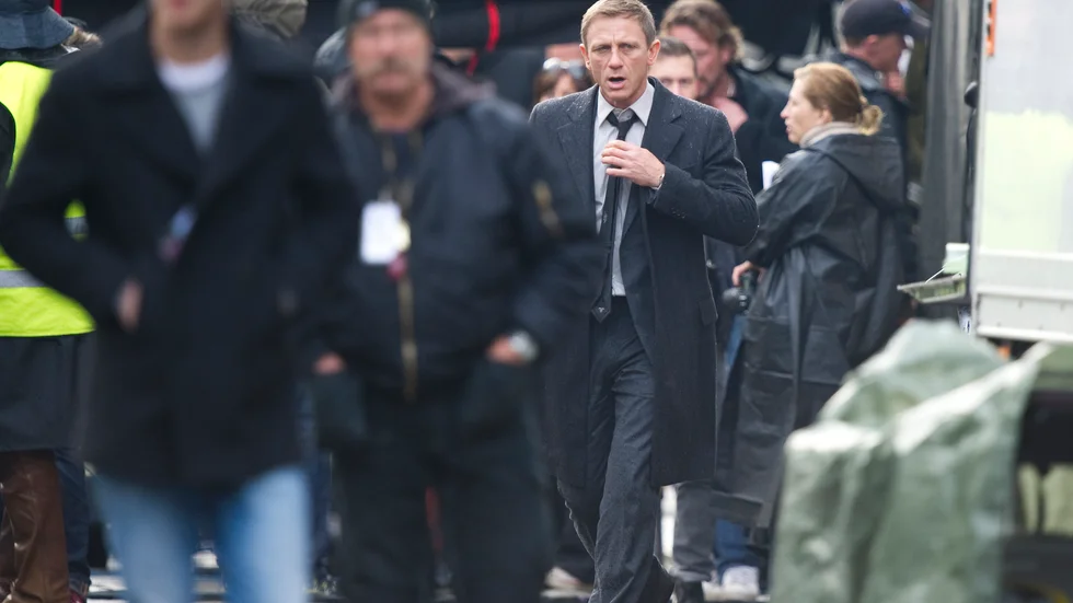 Daniel Craig har varit med och spelat in "The Girl with the Dragon Tattoo" på en herrgård i Katrineholm. 