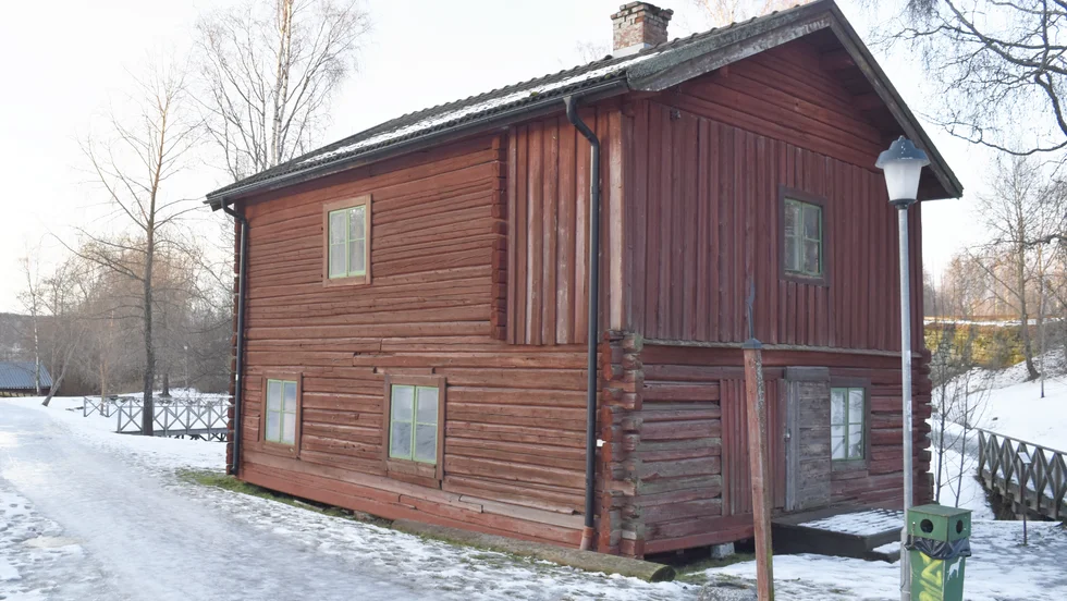 Skellefteå museum vill bland annat byta taket på vadmalspressen på Nordanå.