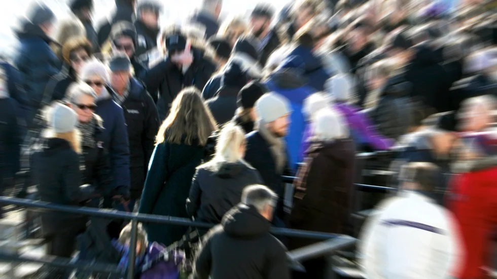 Politiker kör den gamla modellen och skryter att deras samhällen växer. Skriver insändarskribenten.