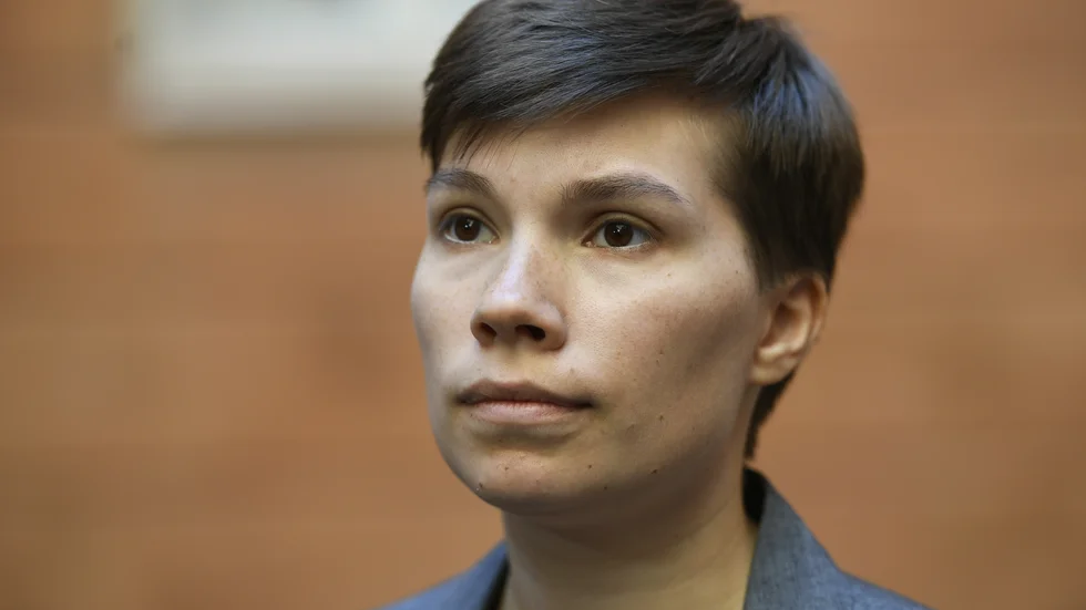 Annika Hirvonen Falk (MP).
