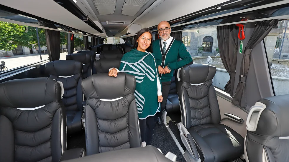 VY-travels kommunikatör, Paola Börmark och produktchefen Nazhad Maroof, hoppas på ett snart uppsving i resandet.