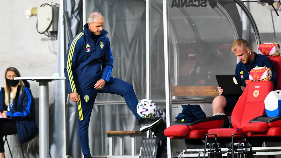 U21-landslagets förbundskapten Roland Nilsson pekas ut som främsta kandidat till jobbet som ny tränare i IFK Göteborg.