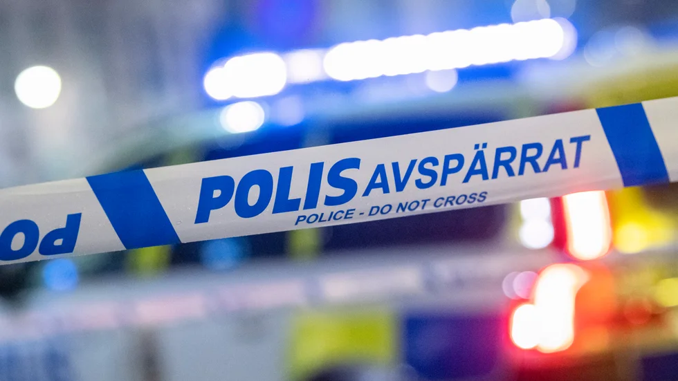 En kvinna har hittats död i en lägenhet i Stockholm. Polisen misstänker mord. Arkivbild.