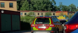 Ung person på sparkcykel blev påkörd av bil