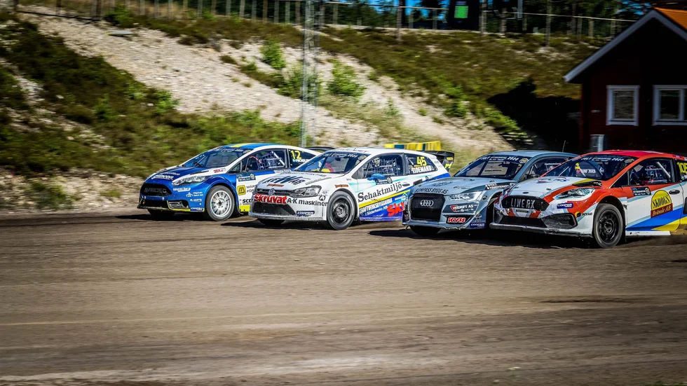Start med Westmans kärra längst till höger.