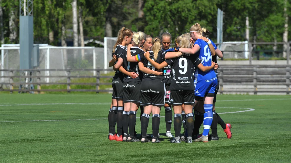 Serieledaren Notvikens IK DFF åker ner till Umeå under lördagen där seriesegern kan säkras mot serietvåan Team TG.