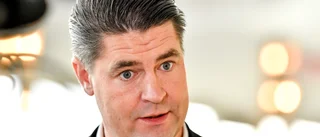 M: Skuldsätter utan att lösa problemen