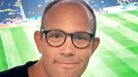 Andreas Grahn avslutar säsongen i A-gruppen efter vinsten i B-gruppen i tennisakademins seriespel.