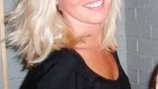 Charlotte Revland hyllar sin gamla lärare Linda Blom, som inspirerat henne till att bli idrottslärare.
