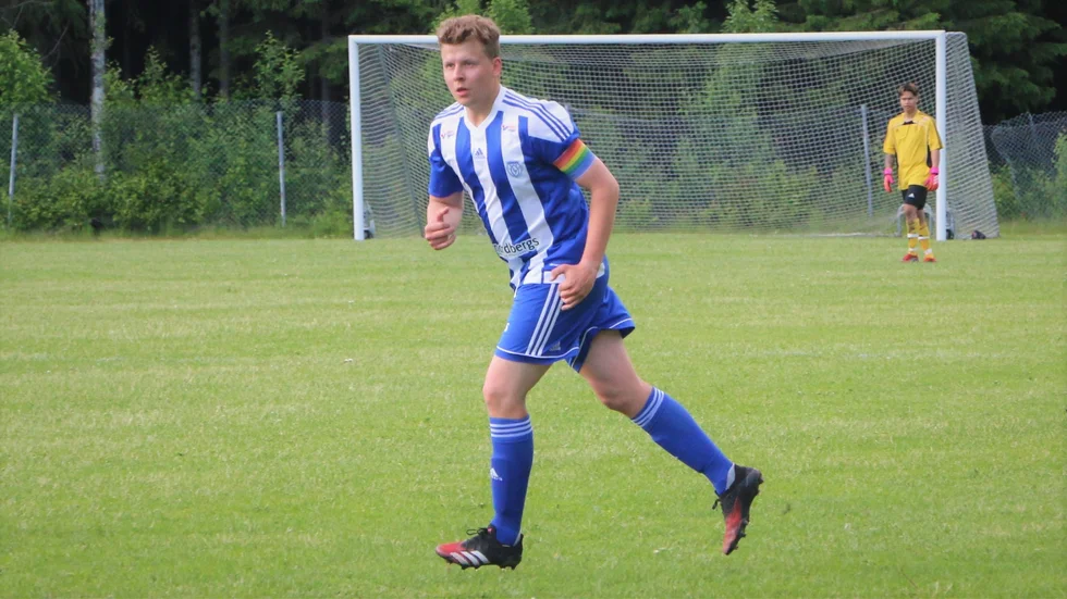 Viktor Åströms Öjebyn är på väg tillbaka till division 4. Viktig match väntar mot Alvik om en vecka (Arkivbild)