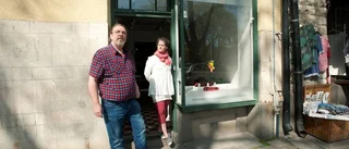 Tvingas stänga galleri