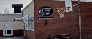 Hörselklasserna blir av med lärare