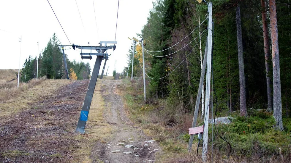 Belysningen håller på att bytas ut i två av tre alpina backar på Lindbäcksstadion samt i liftsystemen. (Arkivbild)