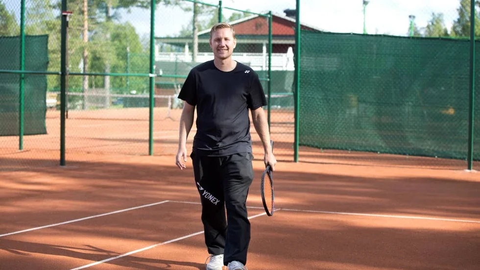 Jens Nilsson lämnar uppdraget som klubbchef i Piteå Tennisklubb för att bli racketchef i Upsala Studenters IF.