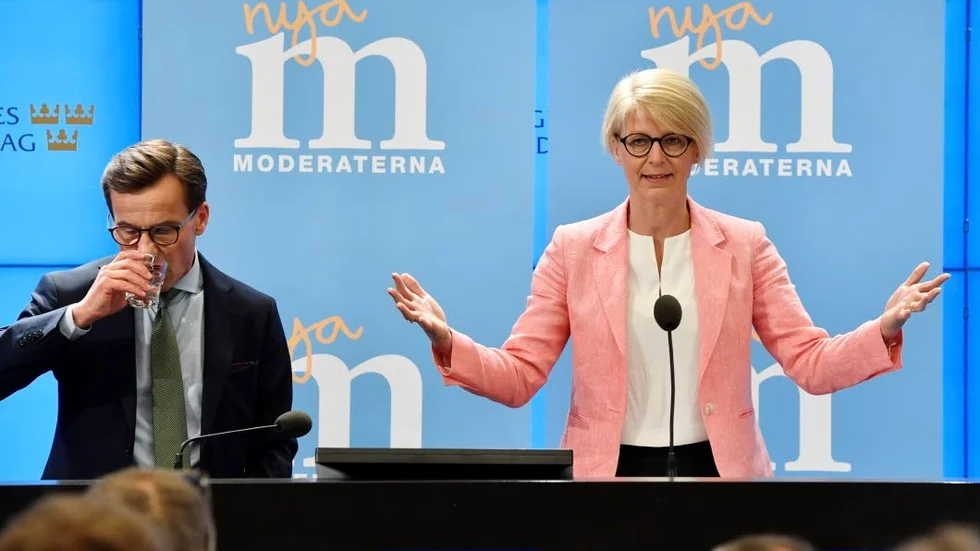 Ulf Kristersson (M) och Elisabeth Svantesson (M) försöker locka C och L med Moderaternas egna hjärtefrågor.