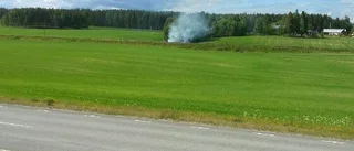 Två gräsbränder samtidigt