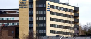 Åldring skickades hem – dog